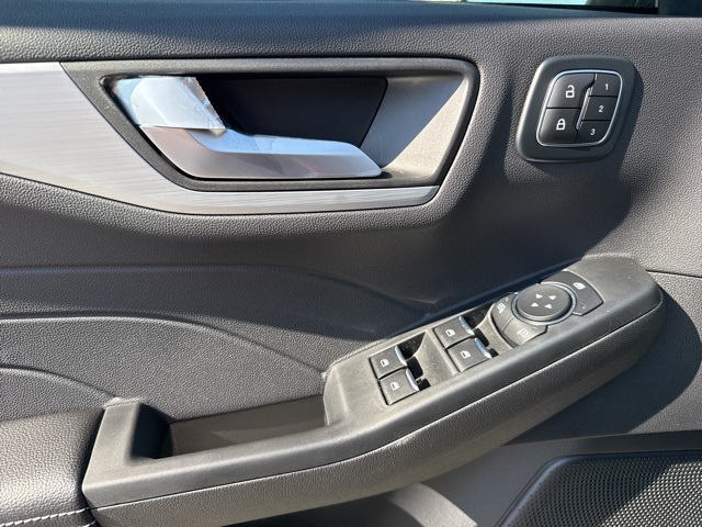 2025 Ford Escape Plug-In Hybrid Base photo 22