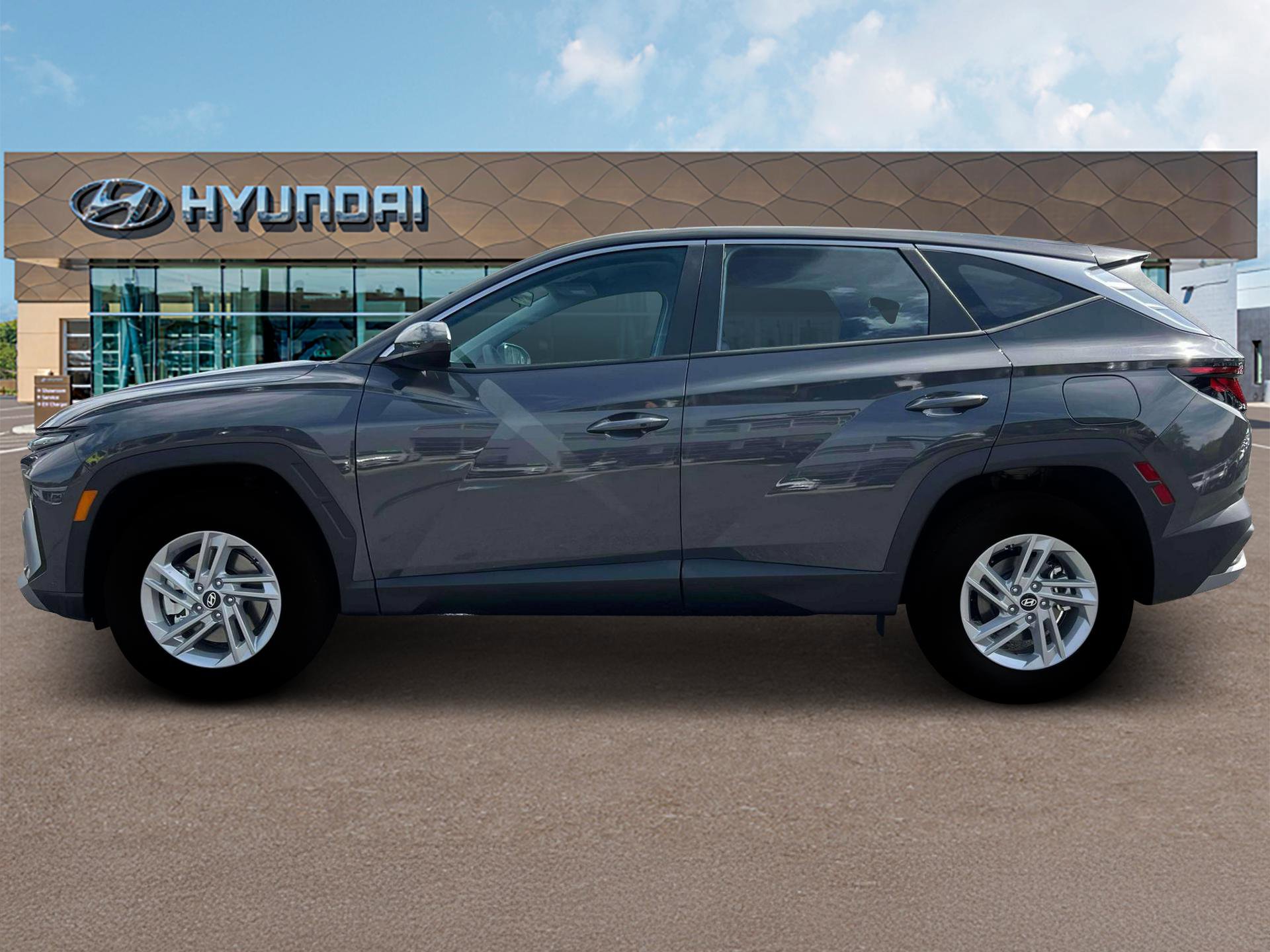2025 Hyundai Tucson SE photo 2
