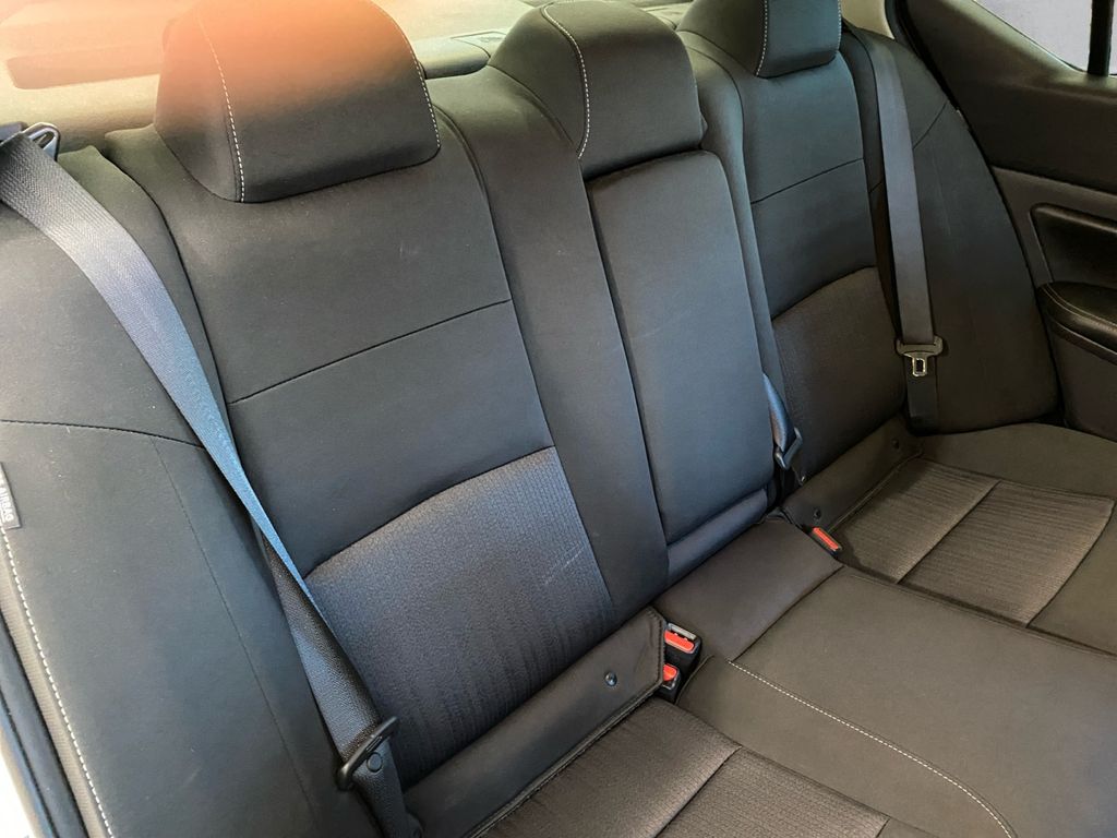 2022 Nissan Altima 2.5 SV photo 10