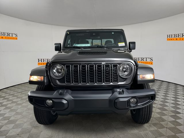 2025 Jeep Gladiator Sport S photo 2