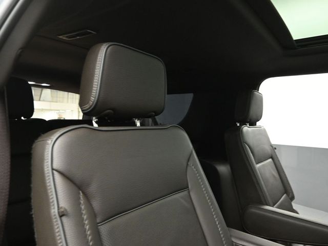 2022 GMC YUKON XL - Image 28