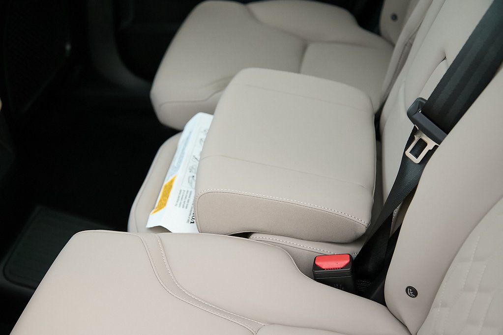 2026 VOLVO XC90 - Image 19