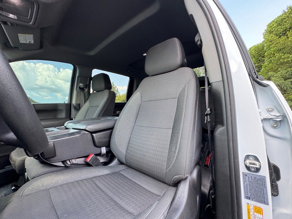 2024 Chevrolet Silverado 2500HD Custom photo 18