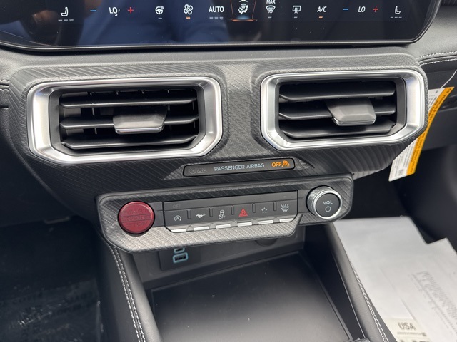 2025 Ford Mustang GT Premium photo 13