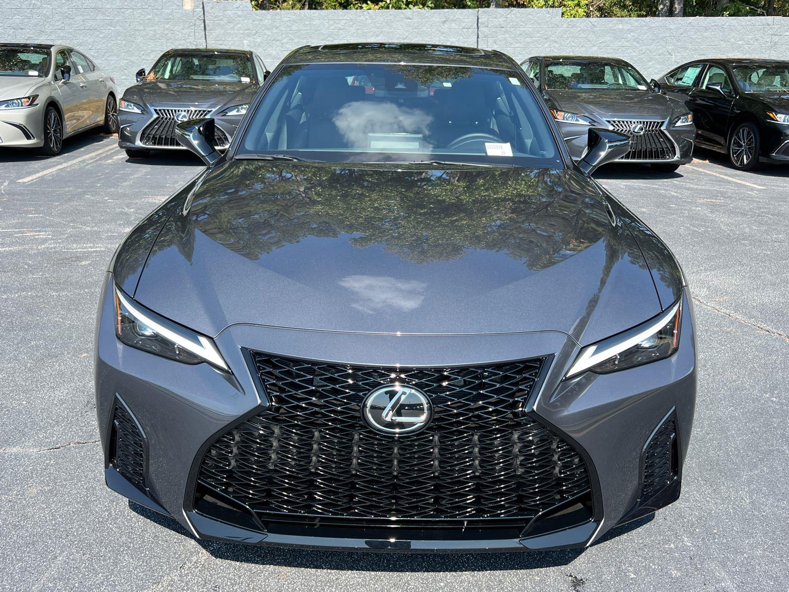 2025 Lexus IS 300 F SPORT photo 3
