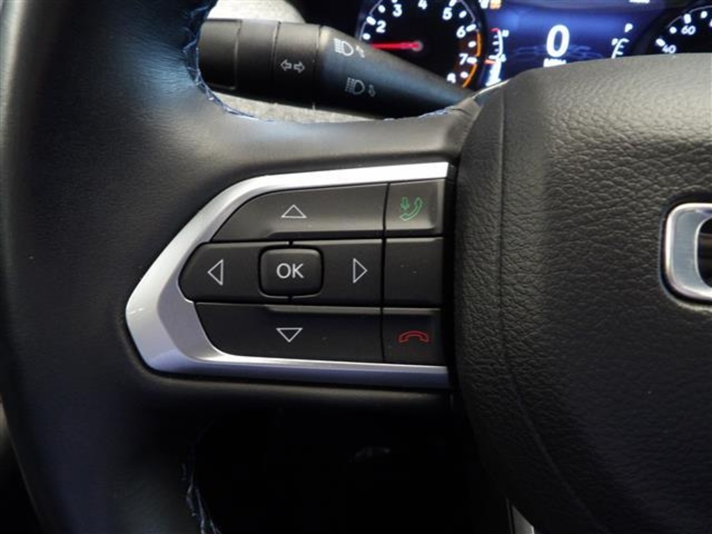 2022 Jeep Compass Latitude photo 25
