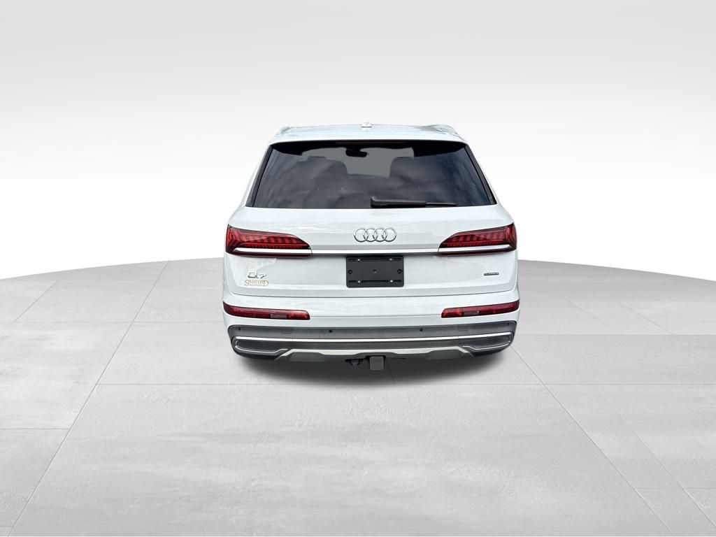 2020 Audi Q7 55 Prestige photo 4