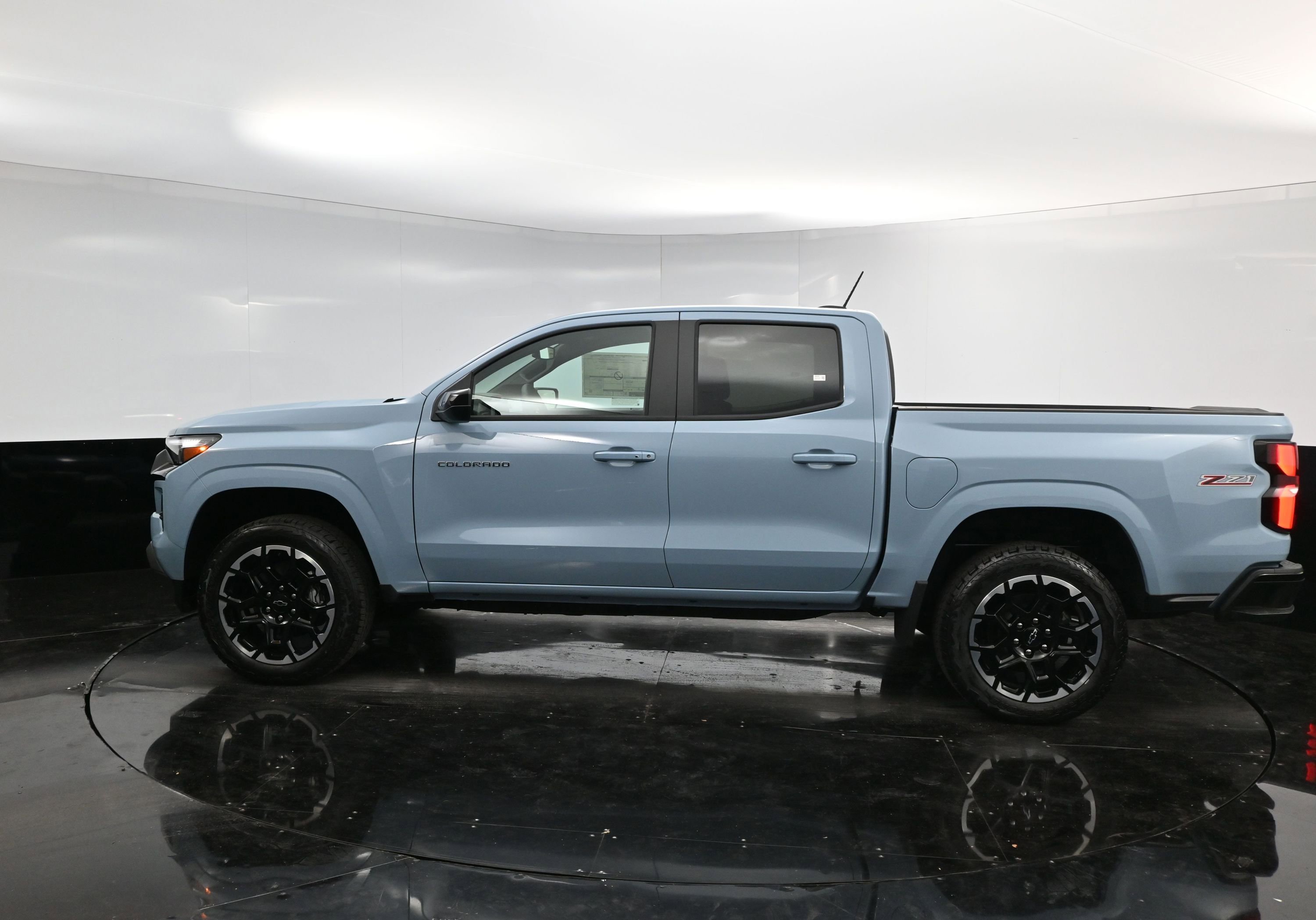 2026 Chevrolet Colorado Z71 photo 4