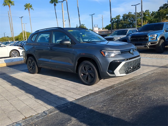 2025 Volkswagen Taos S photo 2