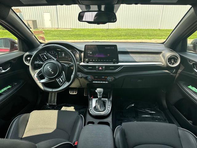 2024 Kia Forte GT-Line photo 13