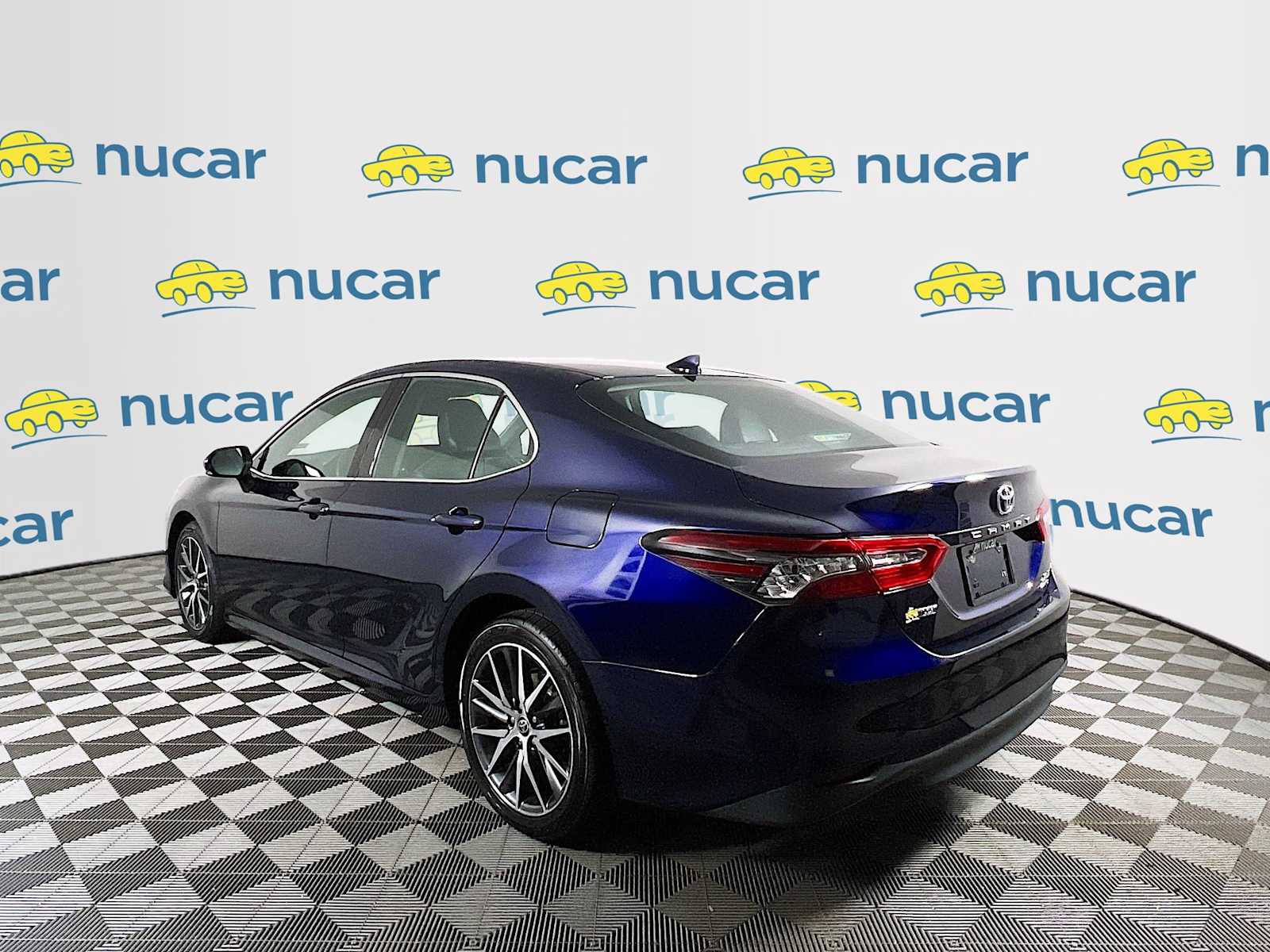 2022 Toyota Camry XLE photo 4