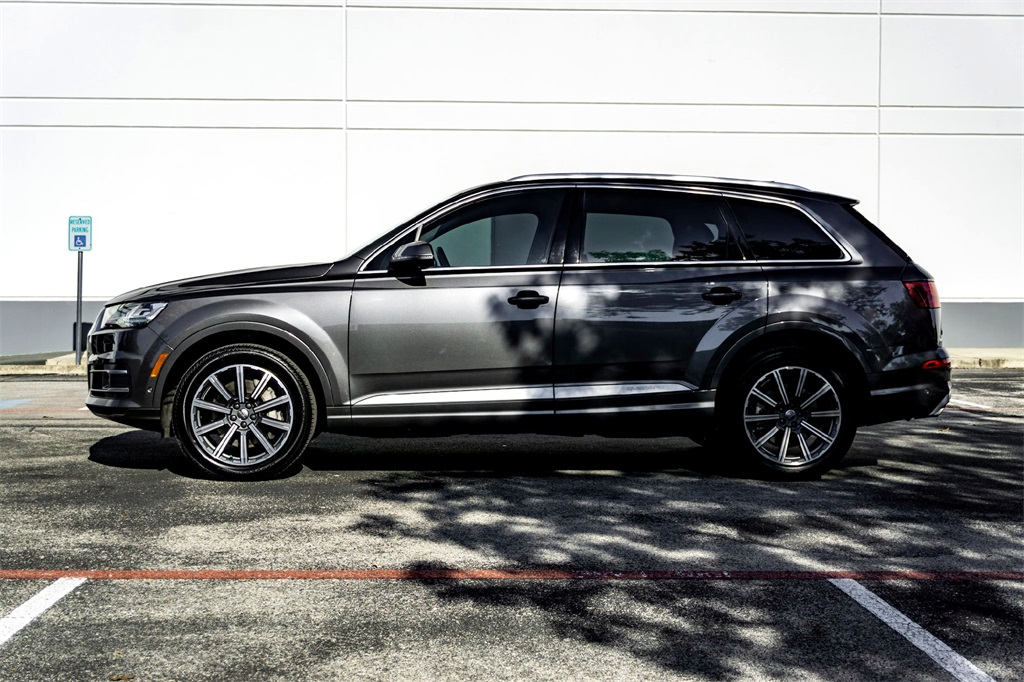 2019 Audi Q7 55 Premium Plus photo 8