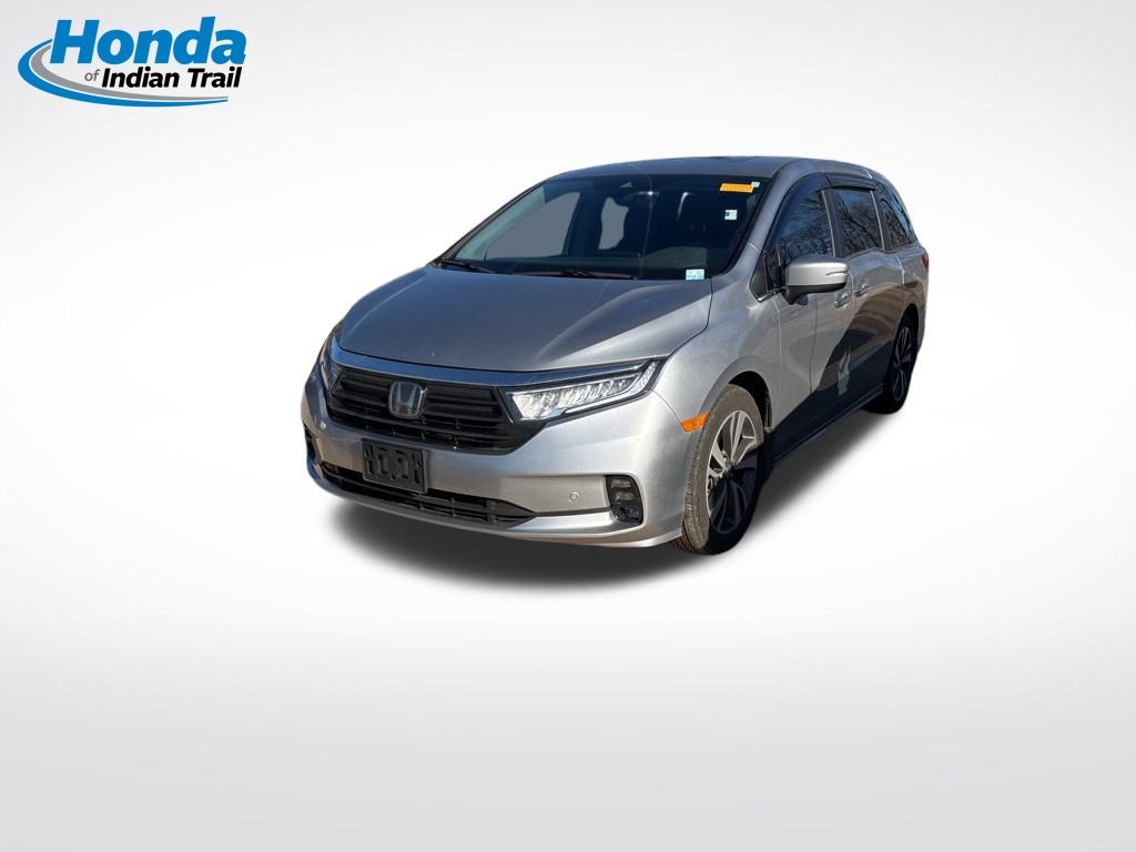 2024 Honda Odyssey Touring's photo