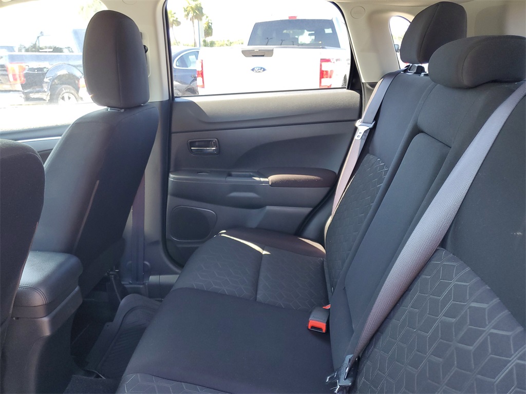 2021 Mitsubishi Outlander Sport ES photo 27