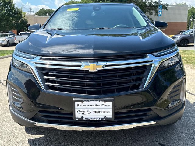 2023 Chevrolet Equinox LT photo 2