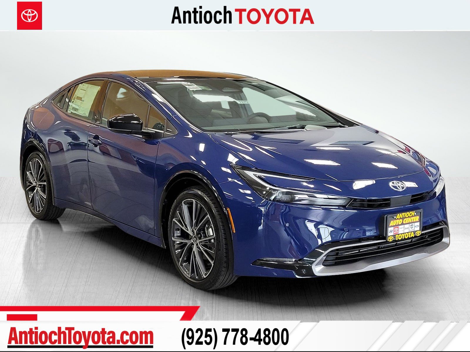 2026 Toyota Prius Limited's photo