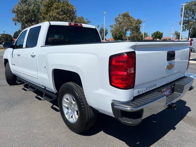 2017 Chevrolet Silverado 1500 LT photo 3