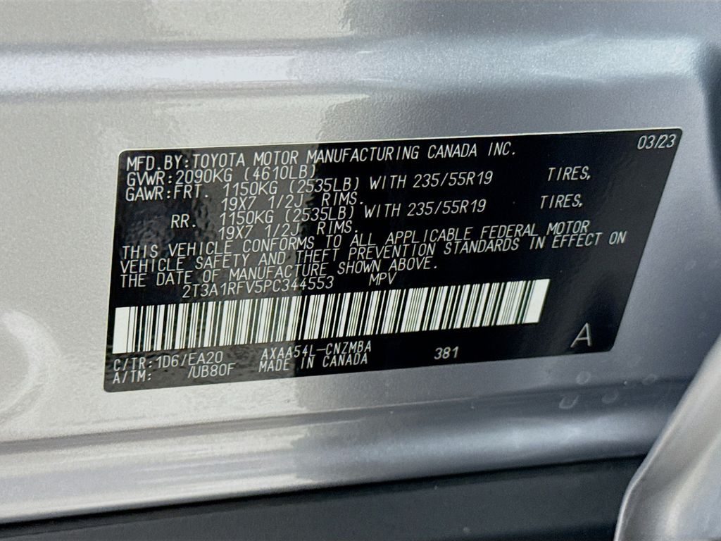 2023 Toyota RAV4 XLE Premium photo 28