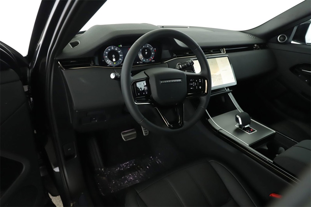 2024 Land Rover Range Rover Evoque Dynamic SE photo 6