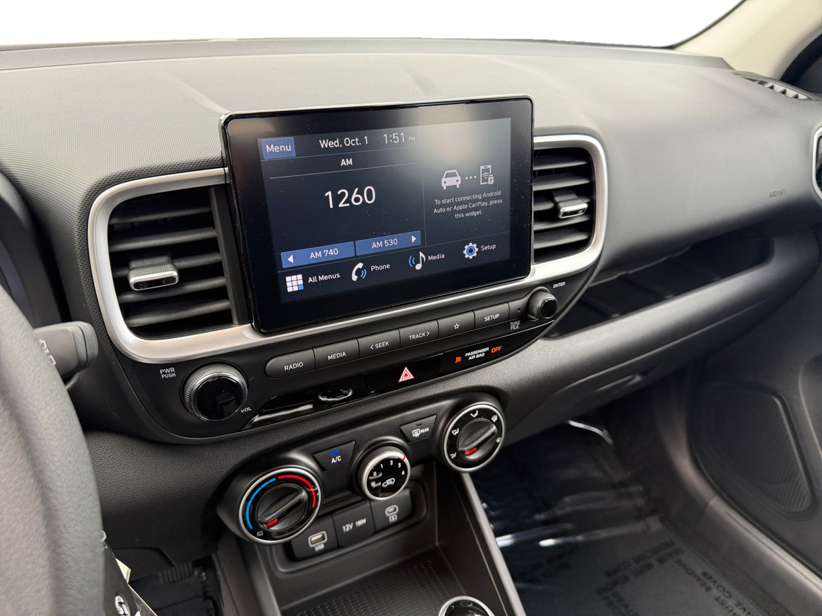 2025 Hyundai Venue SE photo 12