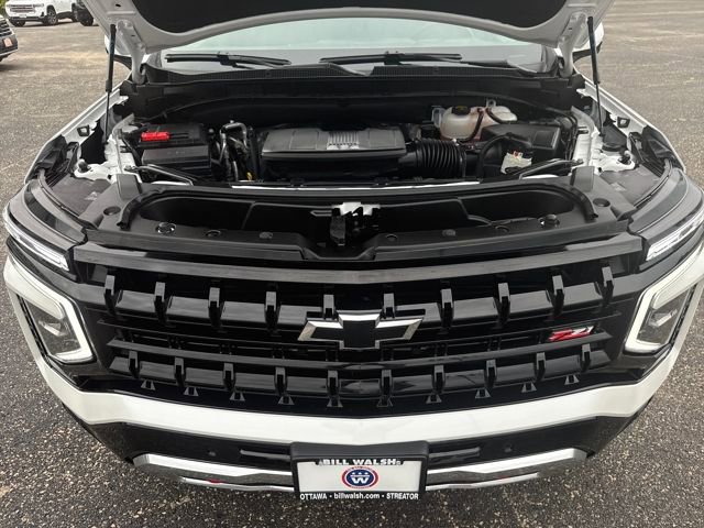 2025 Chevrolet Suburban Z71 photo 19