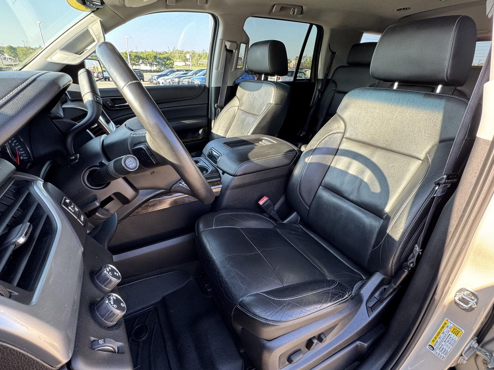 2015 Chevrolet Tahoe LT photo 2