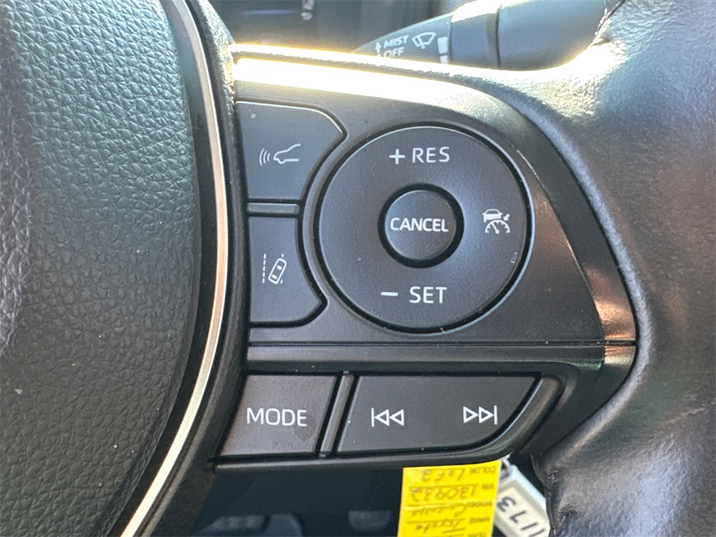 2022 Toyota Corolla SE photo 23