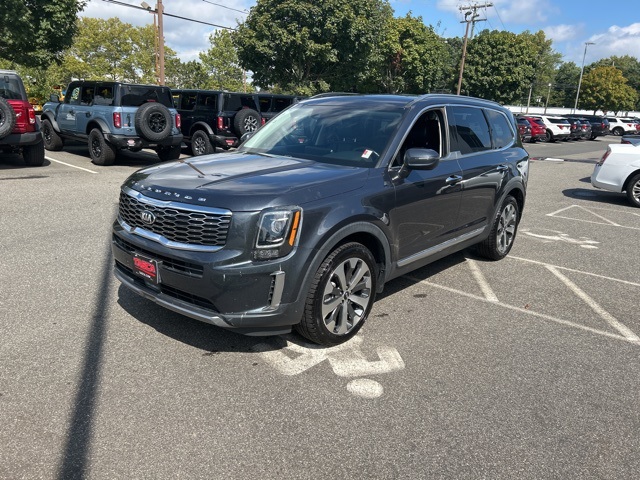 2020 Kia Telluride S photo 2
