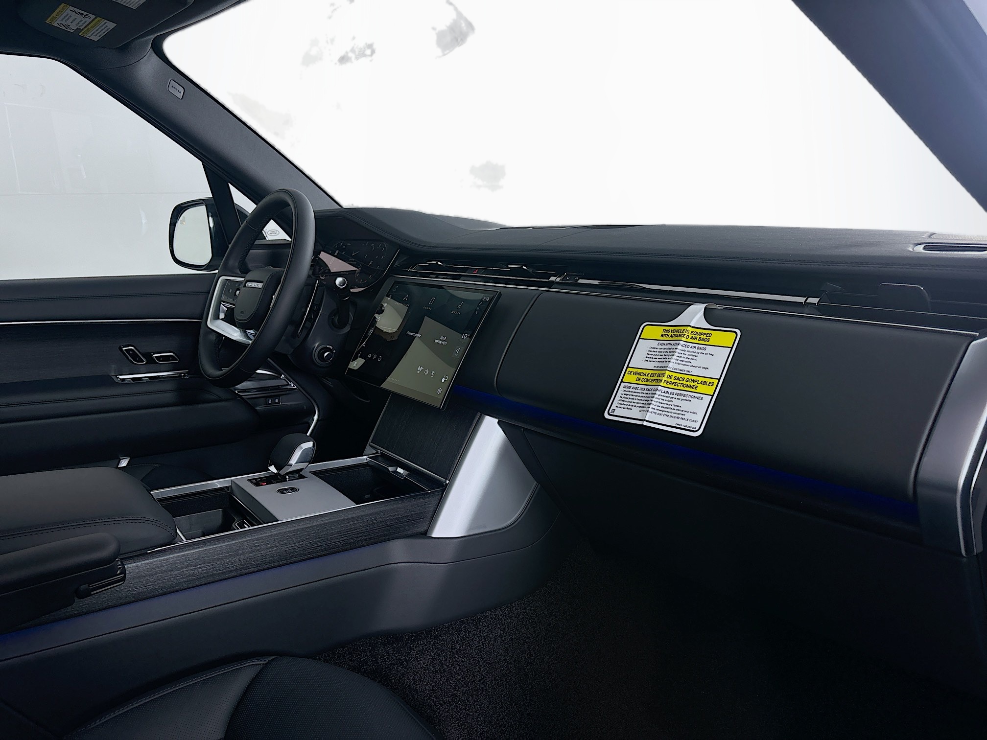 2025 Land Rover Range Rover SE photo 25