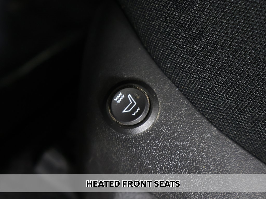 2021 Nissan Rogue SV photo 4