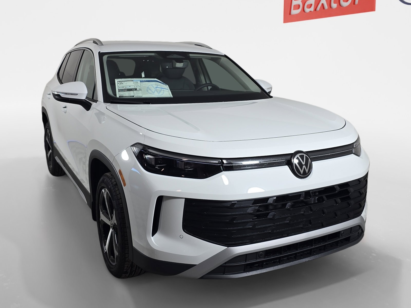 2026 Volkswagen Tiguan SE's photo