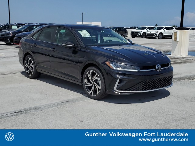 Volkswagen Jetta GLI Research in Sterling Heights, MI