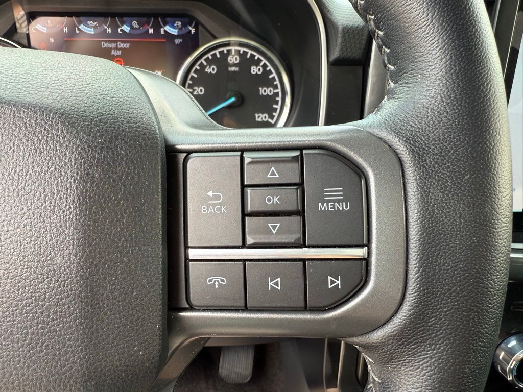 2022 Ford F-150 XLT photo 18