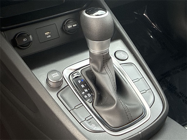 2023 Hyundai Kona SE photo 18