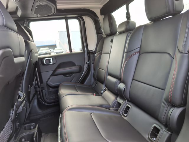 2025 Jeep Gladiator Rubicon photo 27