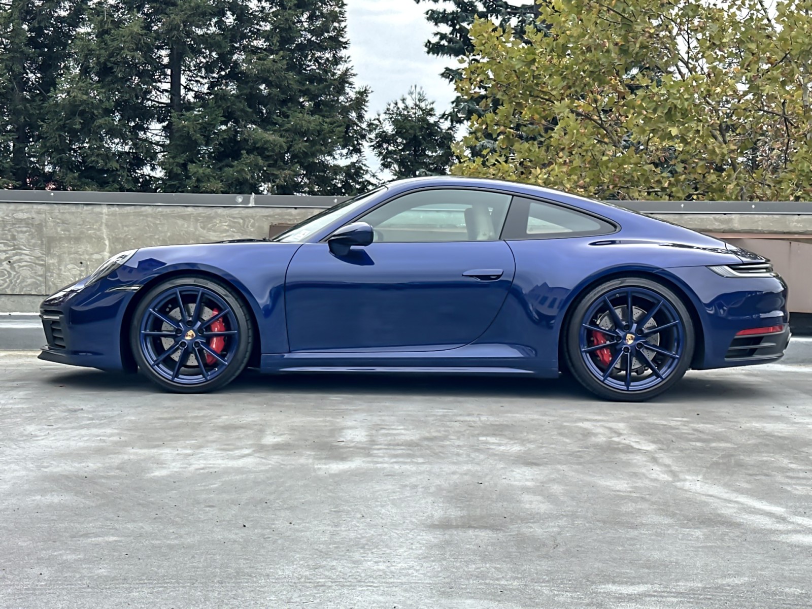 2024 Porsche 911 4S photo 3