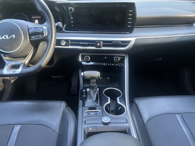 2022 Kia K5 GT-Line photo 22