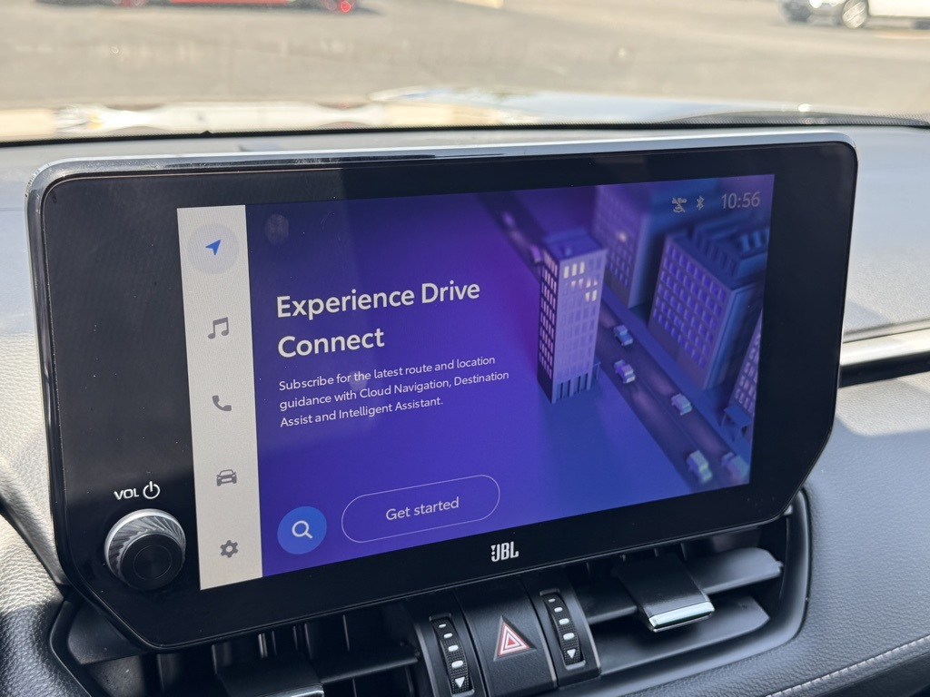 2024 Toyota RAV4 Hybrid XLE Premium photo 16