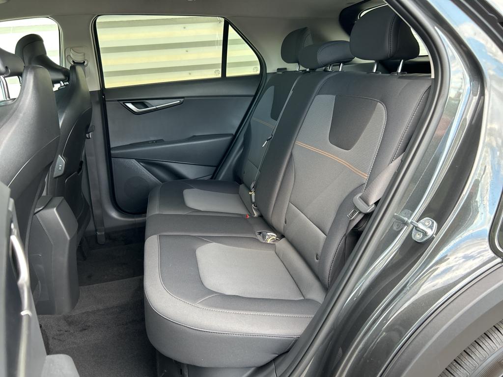 2025 Kia Niro LX photo 14
