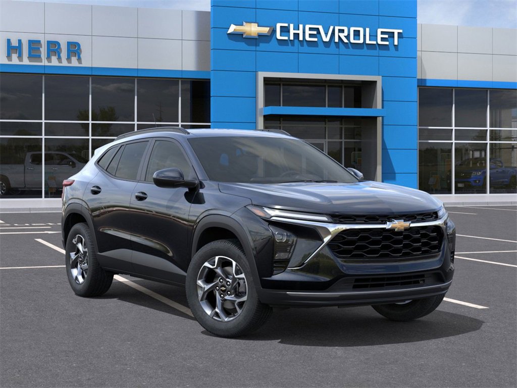 2025 Chevrolet Trax LT photo 3