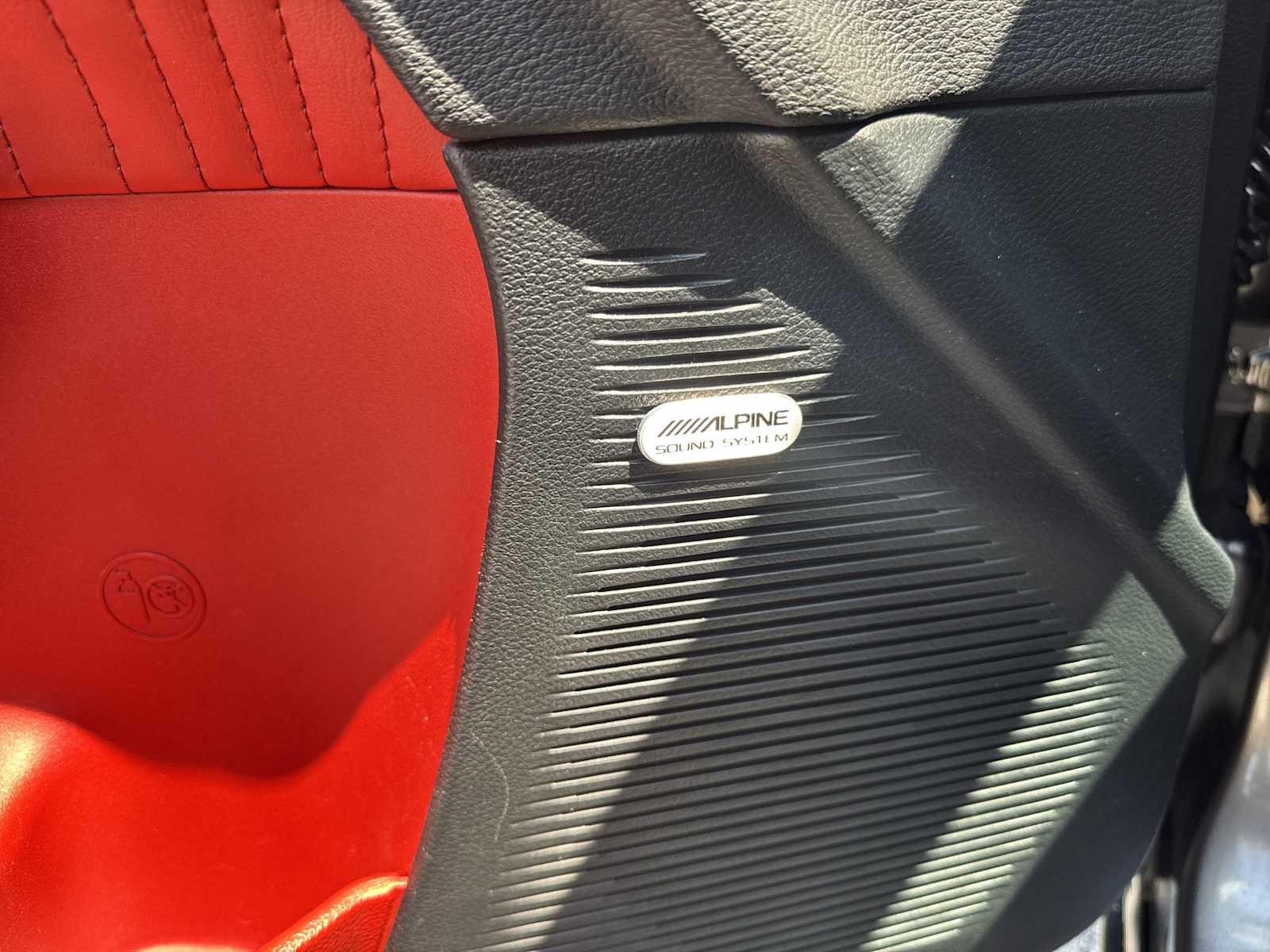 2015 Dodge Challenger R/T Plus Shaker photo 16