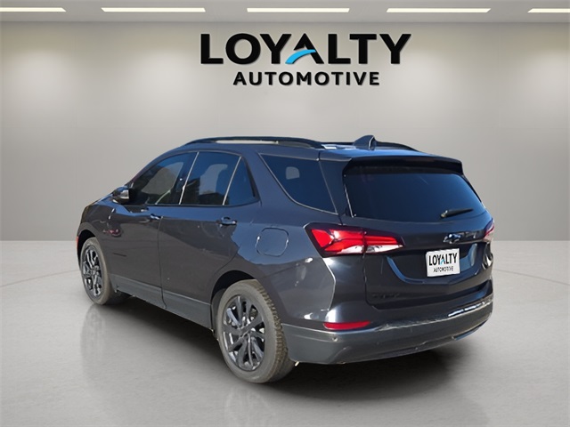 2022 Chevrolet Equinox RS photo 2