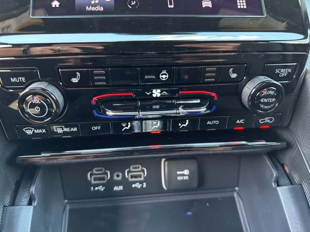 2025 Jeep Grand Cherokee Altitude X photo 38