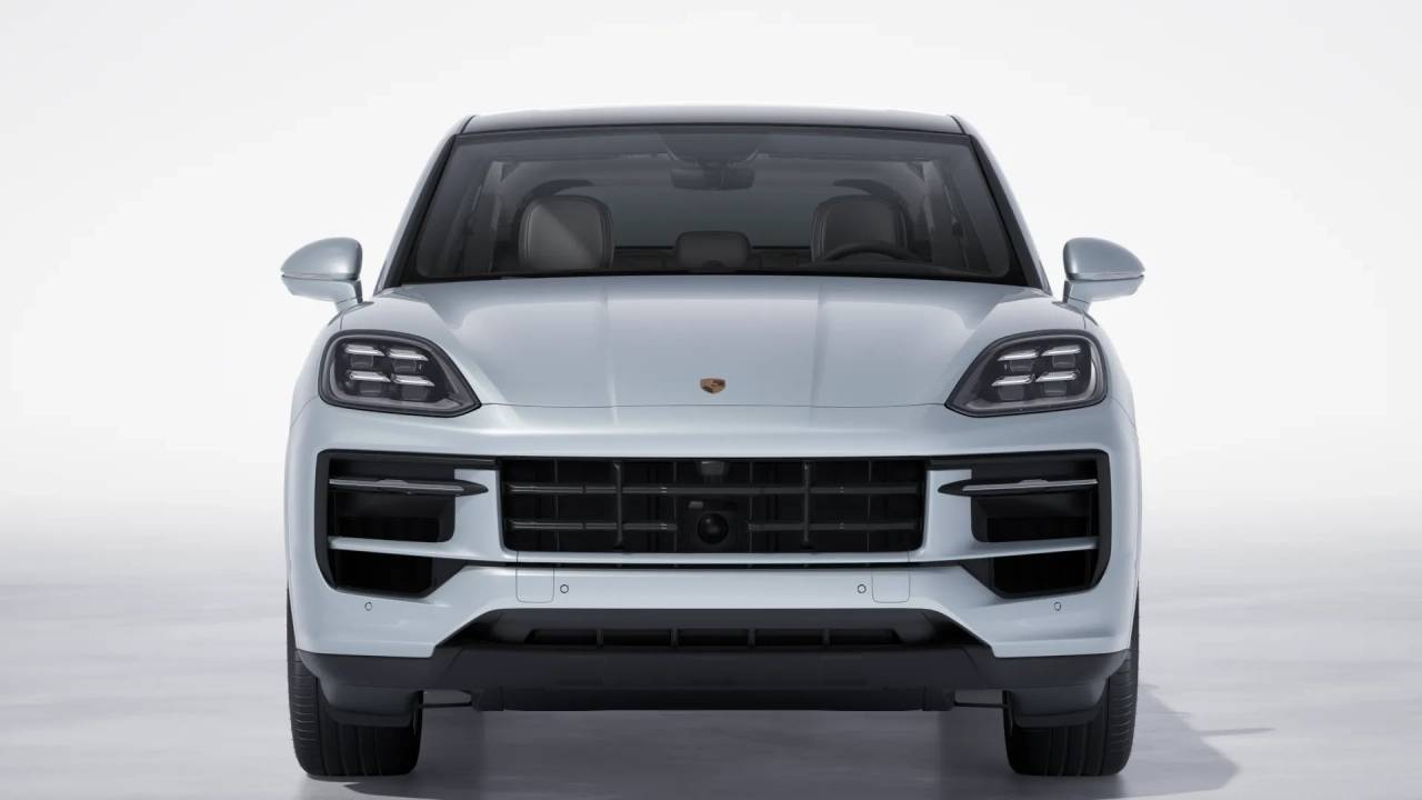 2026 Porsche Cayenne Coupe photo 8