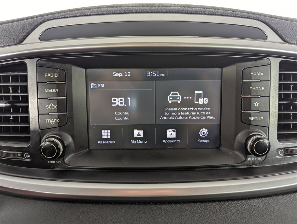 2020 Kia Sorento L photo 22