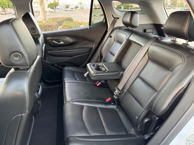 2024 Gmc Terrain SLT photo 16