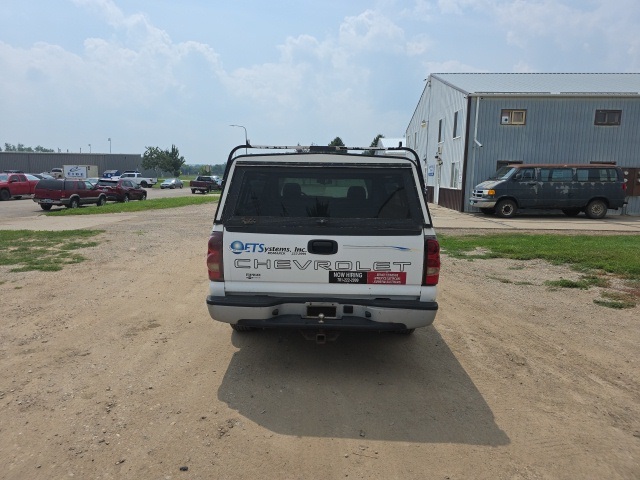 2006 Chevrolet Silverado 1500 Work Truck photo 5