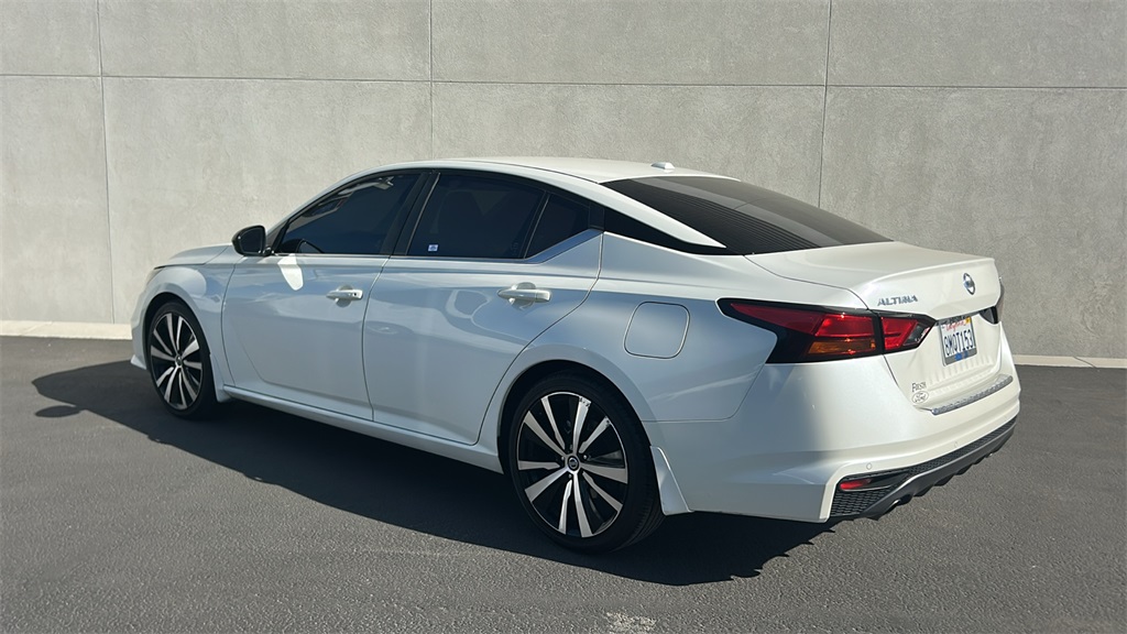 2020 Nissan Altima 2.5 SR photo 4