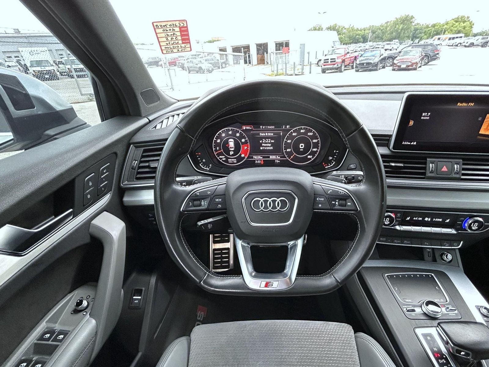 2020 Audi SQ5 Premium Plus photo 13
