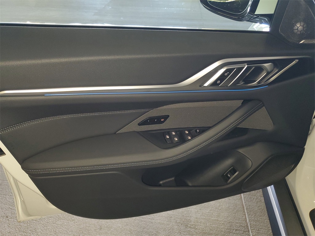 2025 Bmw i4 eDrive40 photo 13